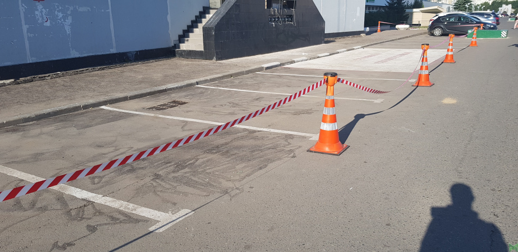 Сигнальные вехи и конусы - ограждения для шиномонтажных работ