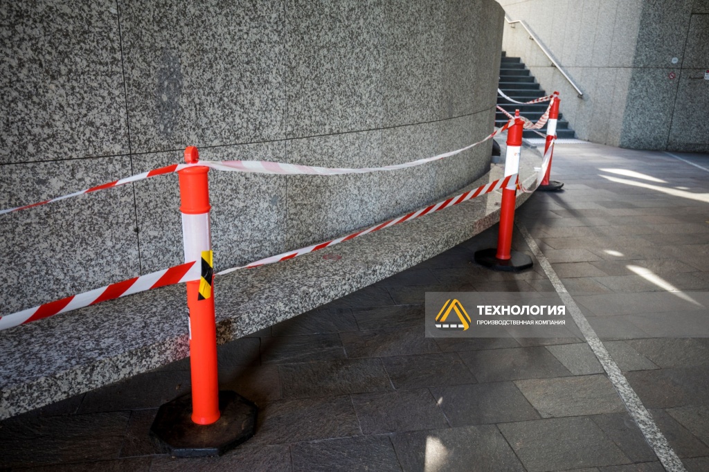 Круглый пластиковый столбик