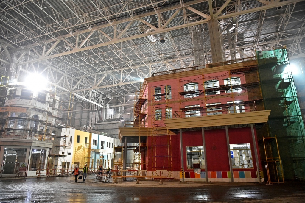 Строительные работы внутри парка Строительные работы внутри парка