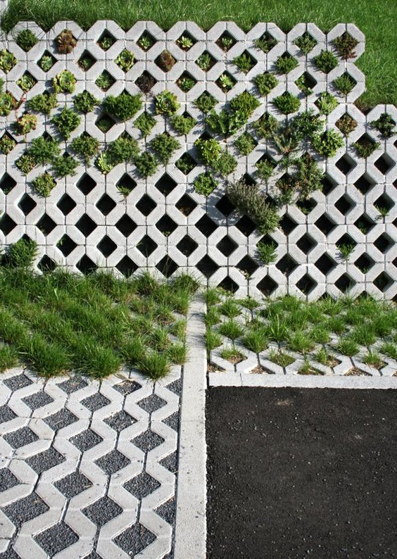 Забор из газонной решетки