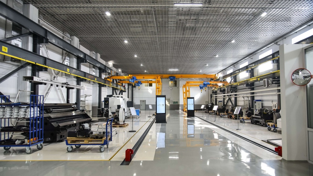 Индустриальные сферические зеркала в цехах промышленных предприятий Индустриальные сферические зеркала в цехах промышленных предприятий