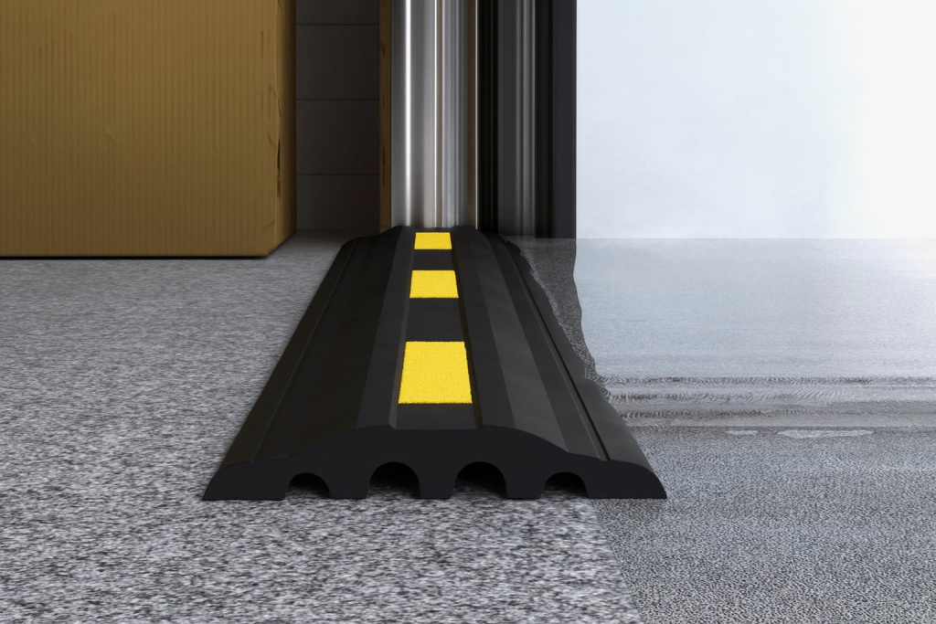 porog_dlya_vorot_garazha_reshenie_voprosa_s_podtekayushchey_dozhdevoy_vodoy_i_zaduvaemym_pod_vorota (7).jpg