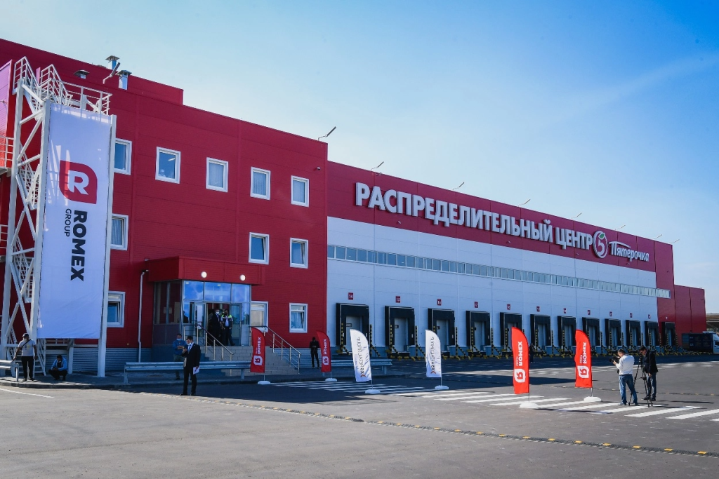 Оснащение пешеходной зоны распределительных центров