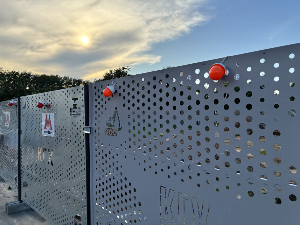 IMG_0109.jpg обозначение зоны ограждения фонарями ФС