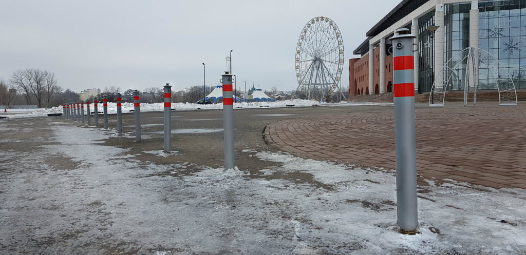 Парковочные столбики