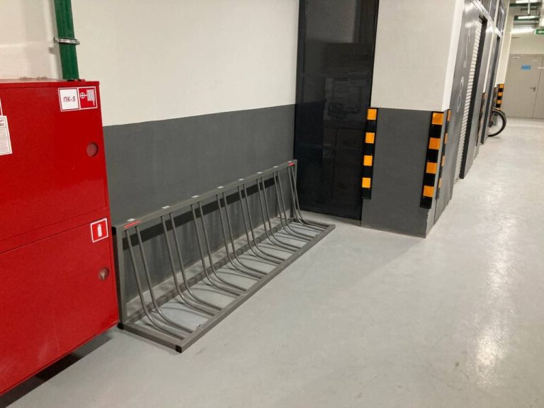 Велопарковка на подземной автостоянке Велопарковка на подземной автостоянке