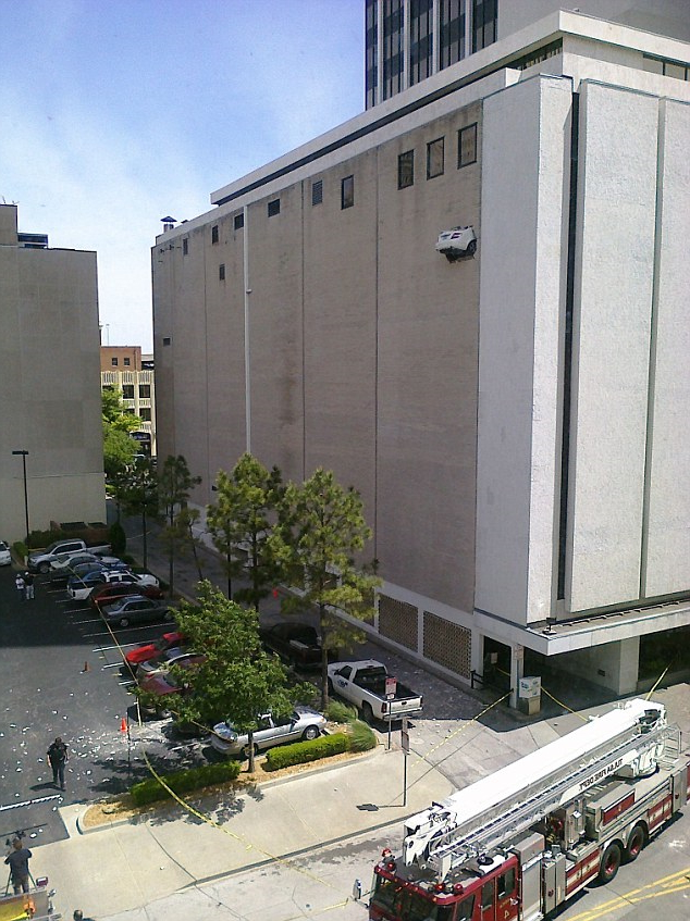 ДТП на многоэтажном паркинге