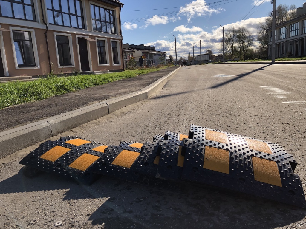 Подготовленные к установке элементы ИДН