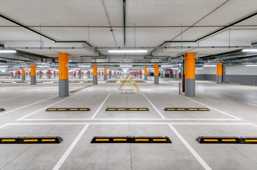 Организация паркингов в жилых комплексах: виды автостоянок и .