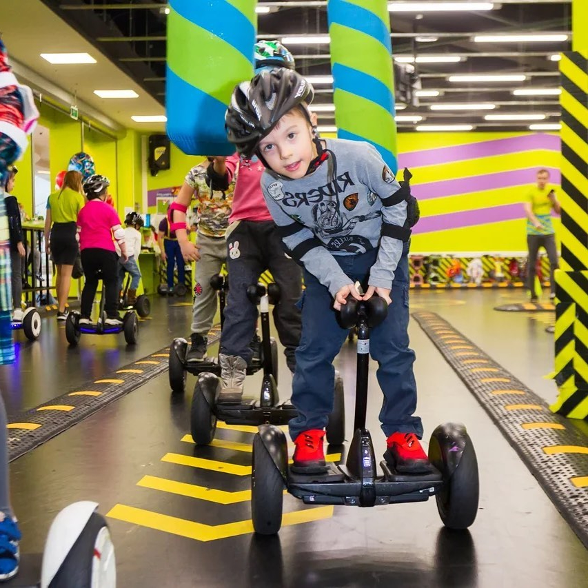 Парковочное оборудование для обеспечения безопасности на сигвейдромах