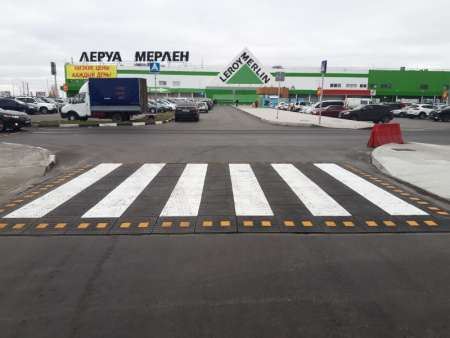 Приподнятый пешеходный переход Приподнятый пешеходный переход