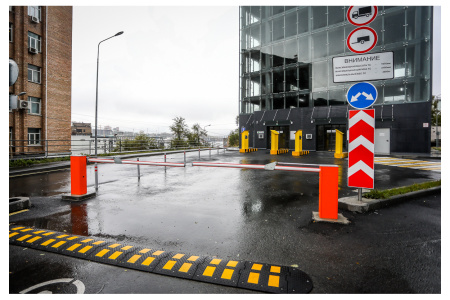 Чем отличается автостоянка от автомобильной парковки?