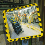 Промышленные и дорожные сферические зеркала: особенности и применение